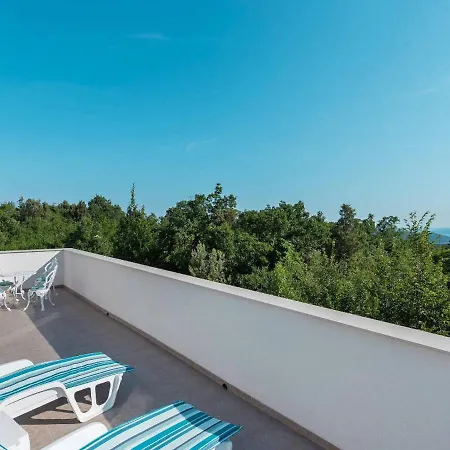 Holiday Home Villa Gregor - Lbn114 *